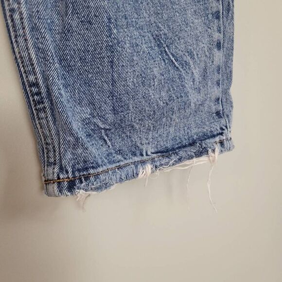 We The Free Womens Size 29 Denim Blue Jeans High Rise Distressed Raw Hem - Picture 3 of 8